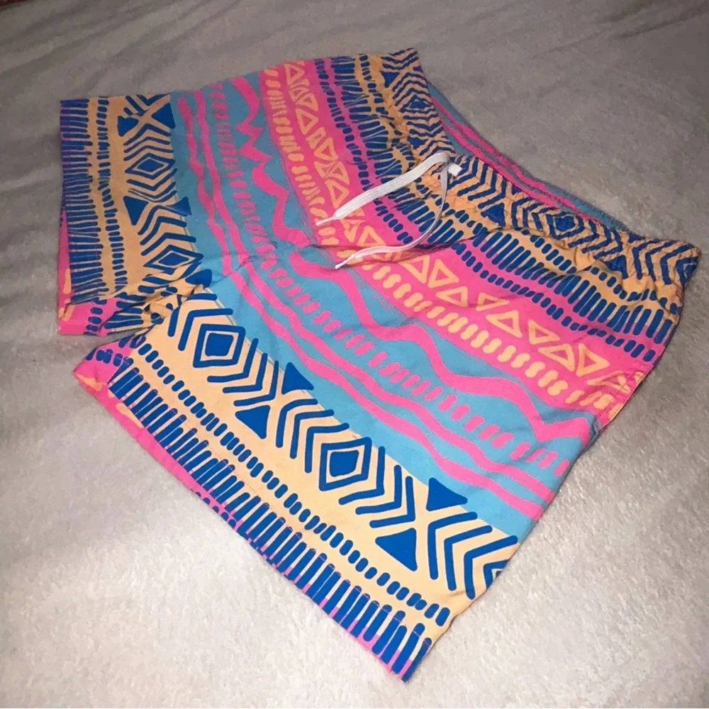 chubbies Pink & Blue High-Waist Shorts - Picture 3 of 9